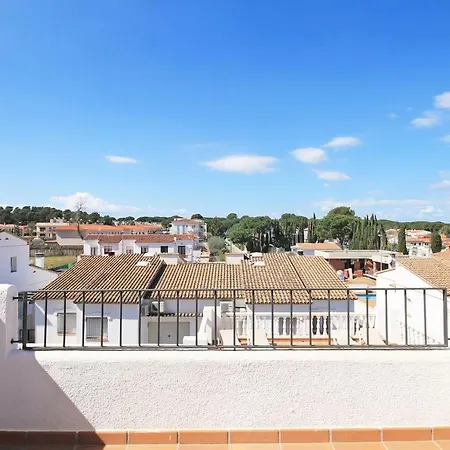 Olivia L' Escala